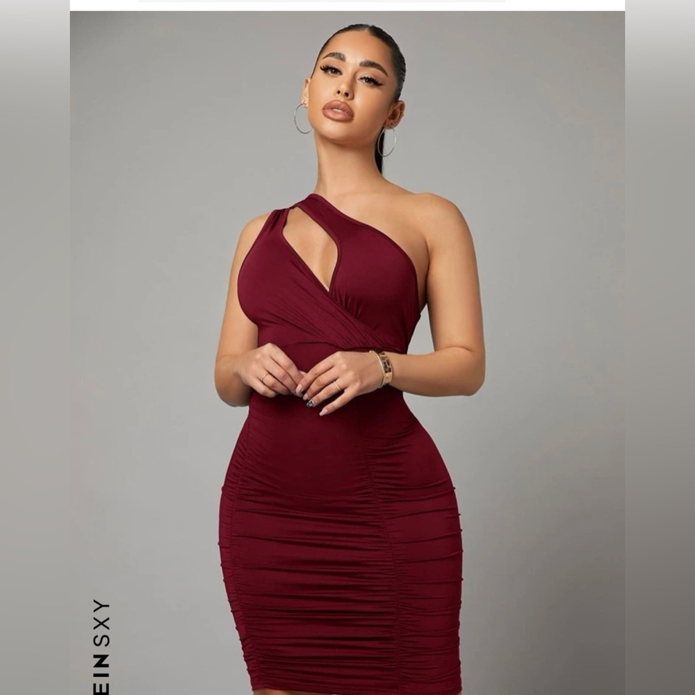 SHEIN SXY Cut Out One Shoulder Ruched Bodycon Dress. Never worn